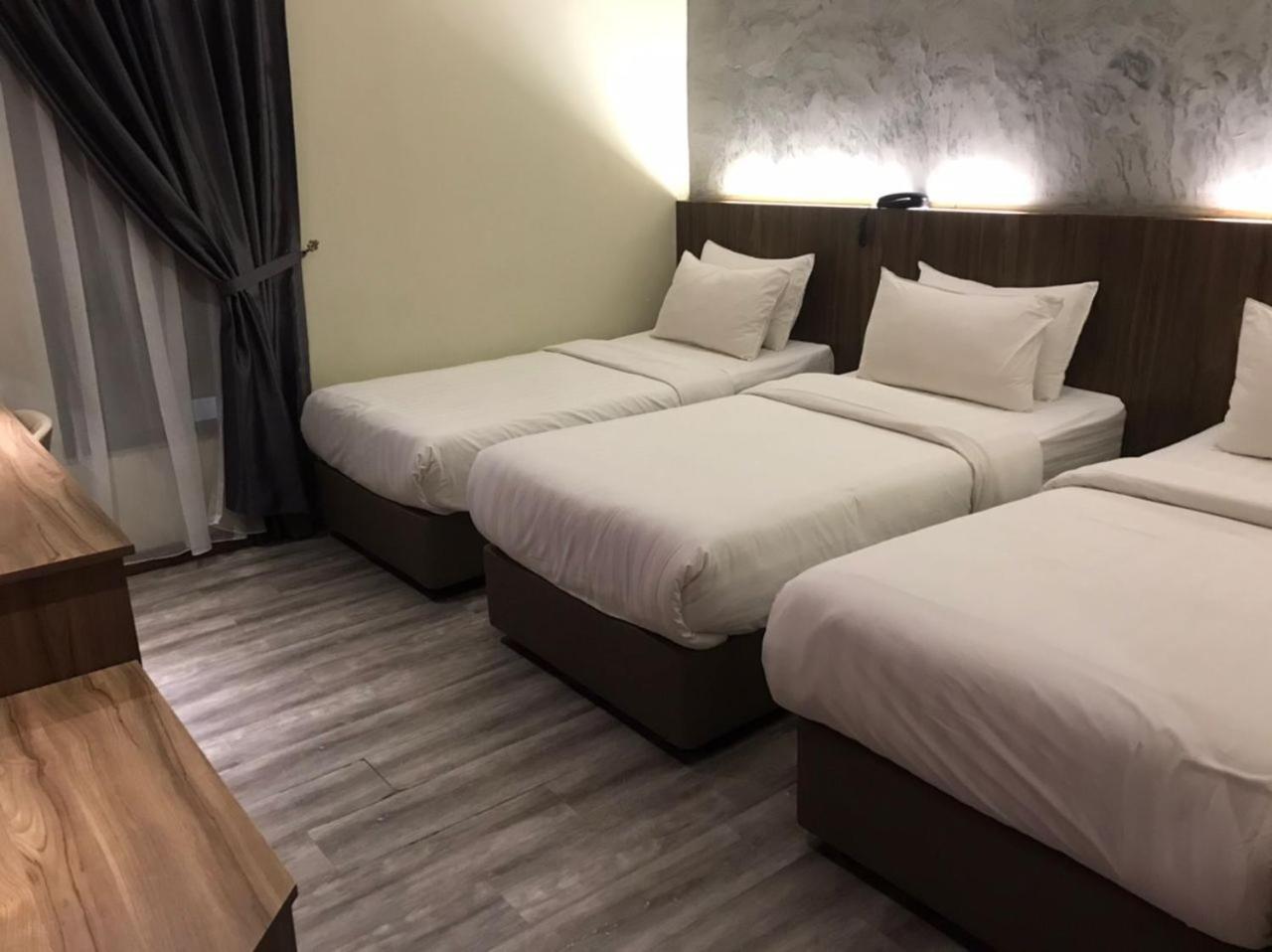 Vista Hotel Tawau Exterior foto